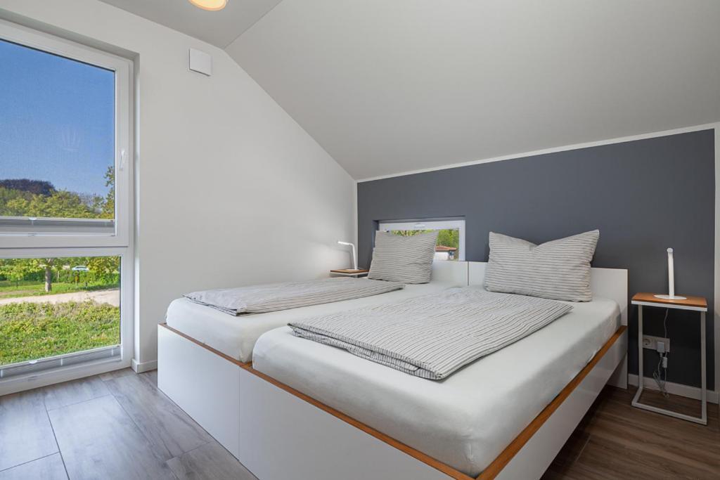 Ferienhaus Ruegen-Relax Трент Экстерьер фото